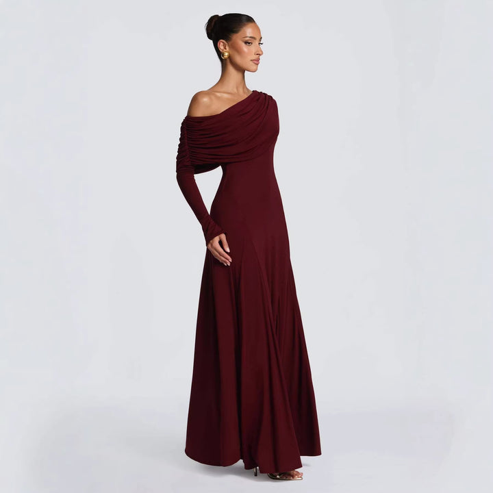 Kvinnors Elegant Långärmad Maxi Klänning med Asymmetrisk Drapering Detalj-Eva Jonsson
