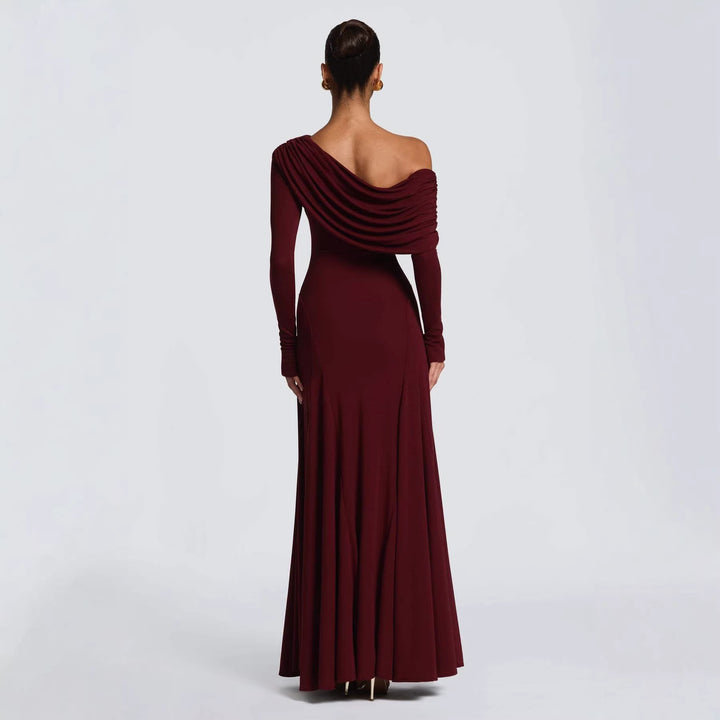 Kvinnors Elegant Långärmad Maxi Klänning med Asymmetrisk Drapering Detalj-Eva Jonsson