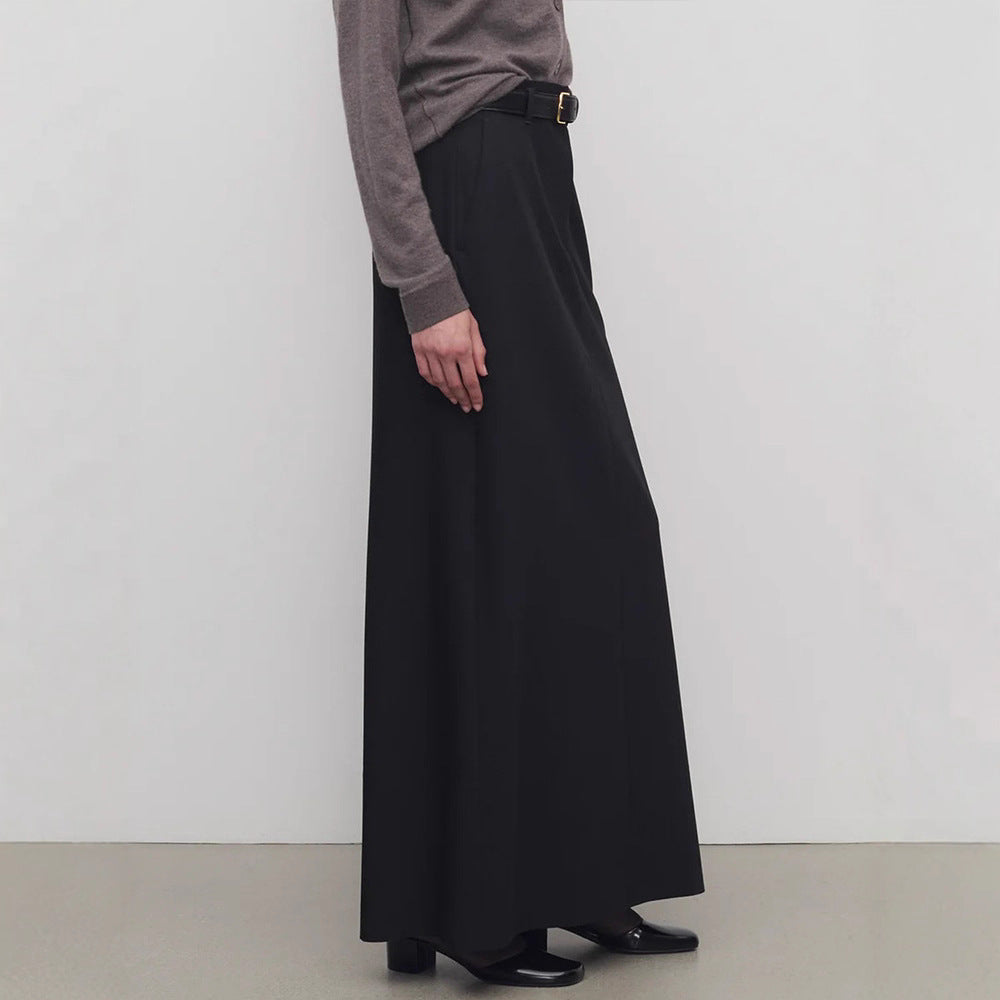 Kvinnors Elegant Maxi Kjol med Hög Midja och Sidfickor Mirla-Eva Jonsson