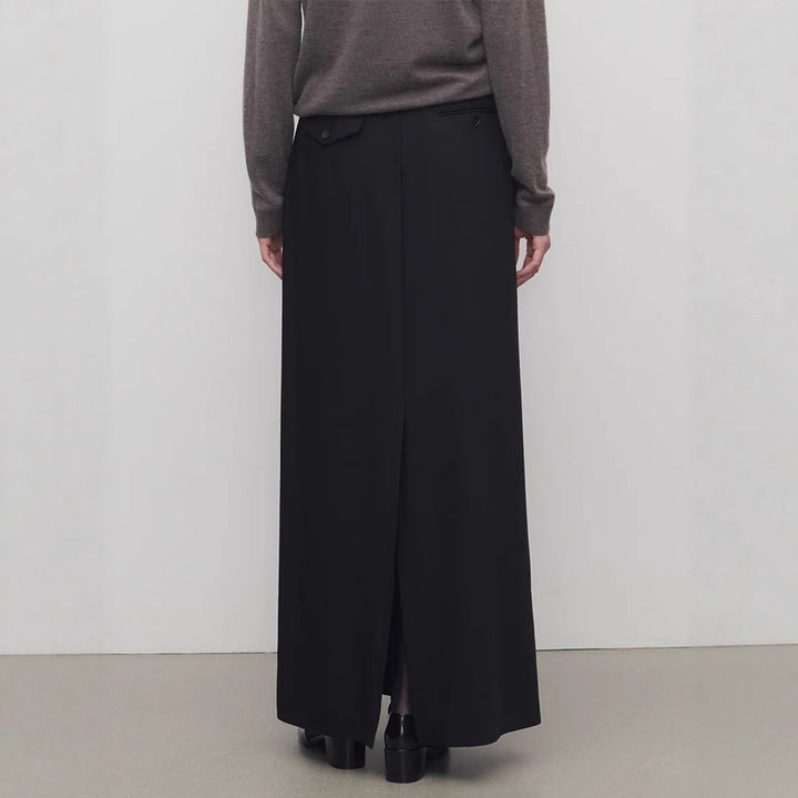 Kvinnors Elegant Maxi Kjol med Hög Midja och Sidfickor Mirla-Eva Jonsson