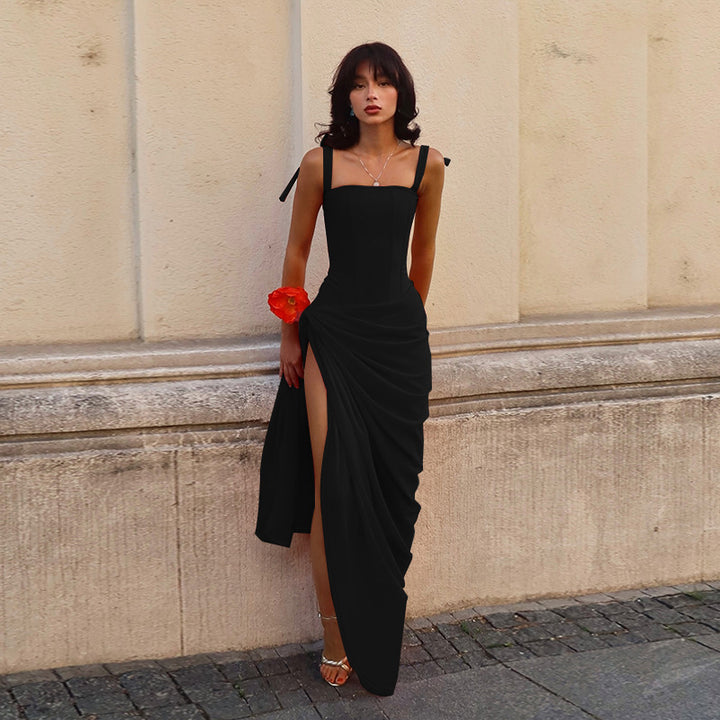 Kvinnors Elegant Maxi Klänning med Asymmetrisk Söm och Förförisk Splits-Eva Jonsson