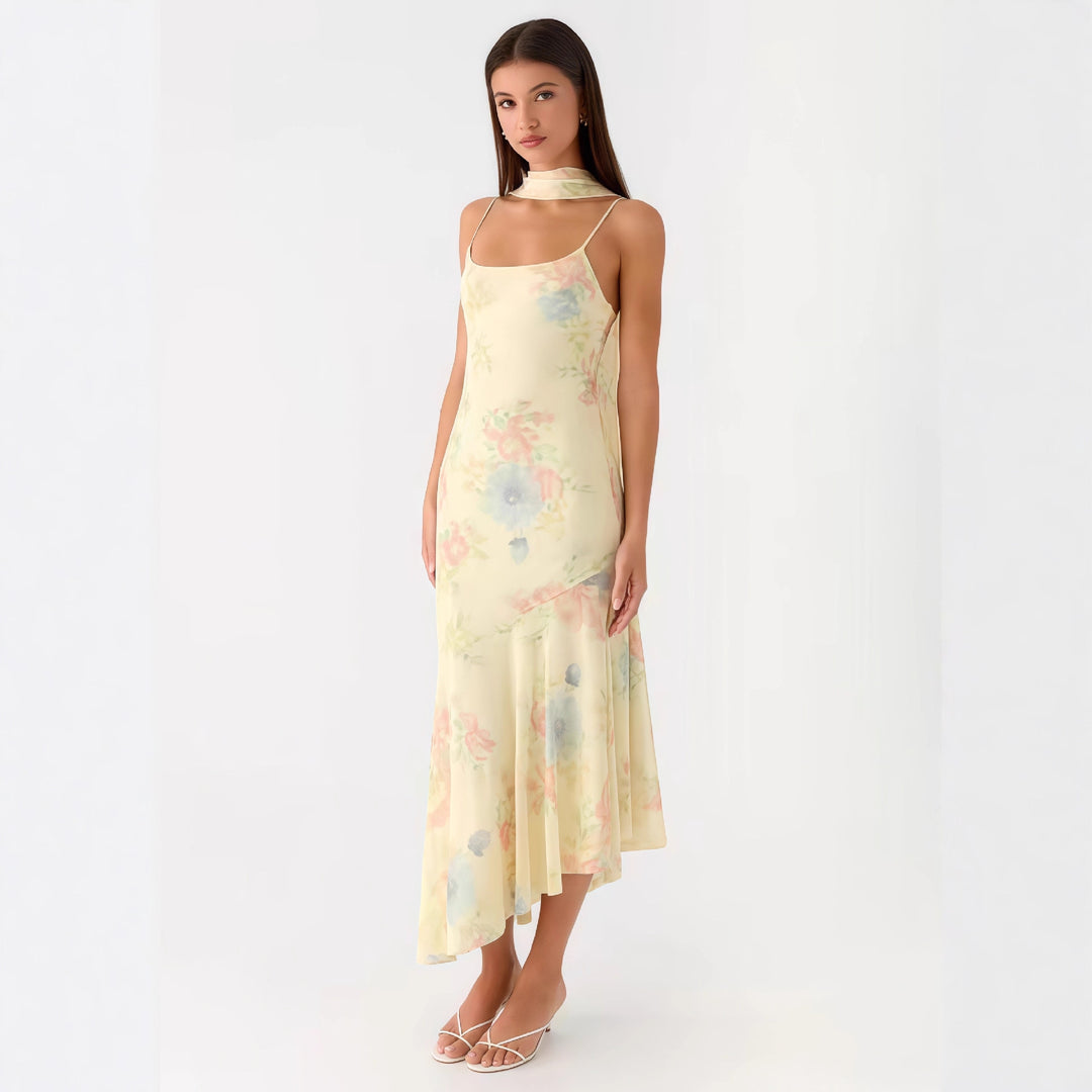 Kvinnors Elegant Maxi Klänning med Blommig Chiffon Design och Halterneck Skärning-Eva Jonsson