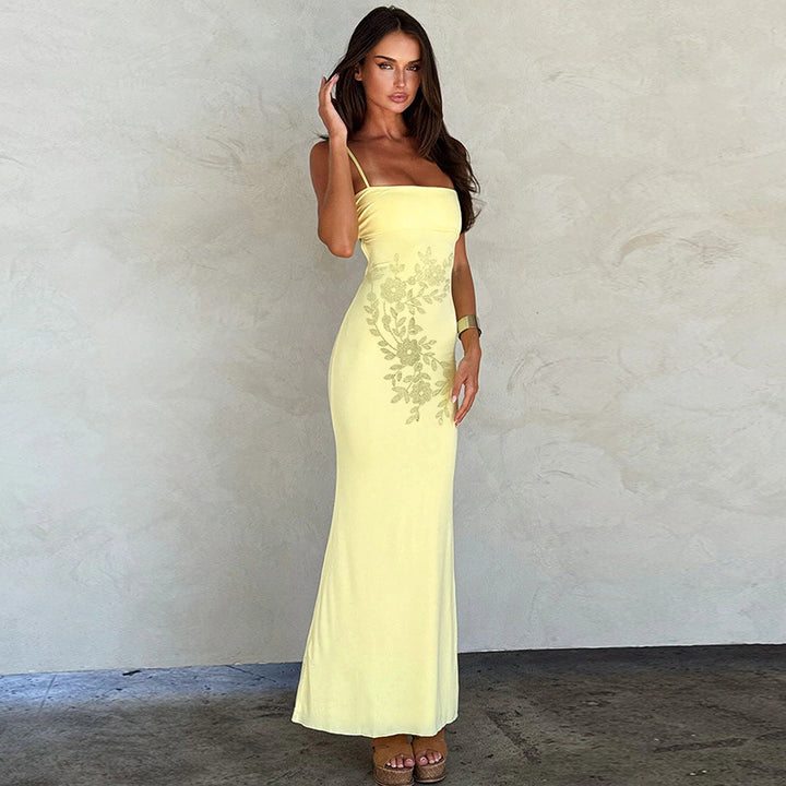 Kvinnors Elegant Maxi Klänning med Fin Blommig Kant och Spaghetti Band Mirla-Eva Jonsson