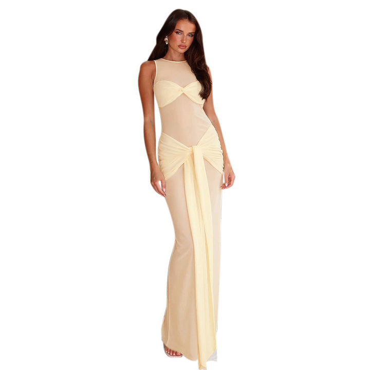 Kvinnors Elegant Maxi Klänning med Sofistikerad Drapering Design och Hög Slits-Eva Jonsson