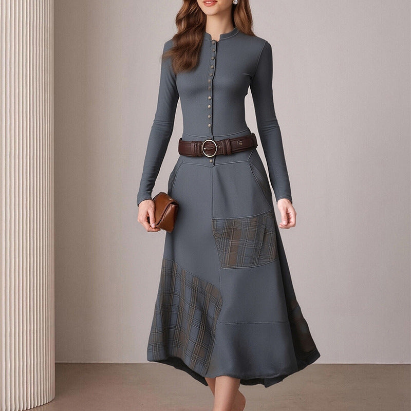 Kvinnors Elegant Midi Klänning med Knappslå och Kontrast Detaljer Mirla-Eva Jonsson