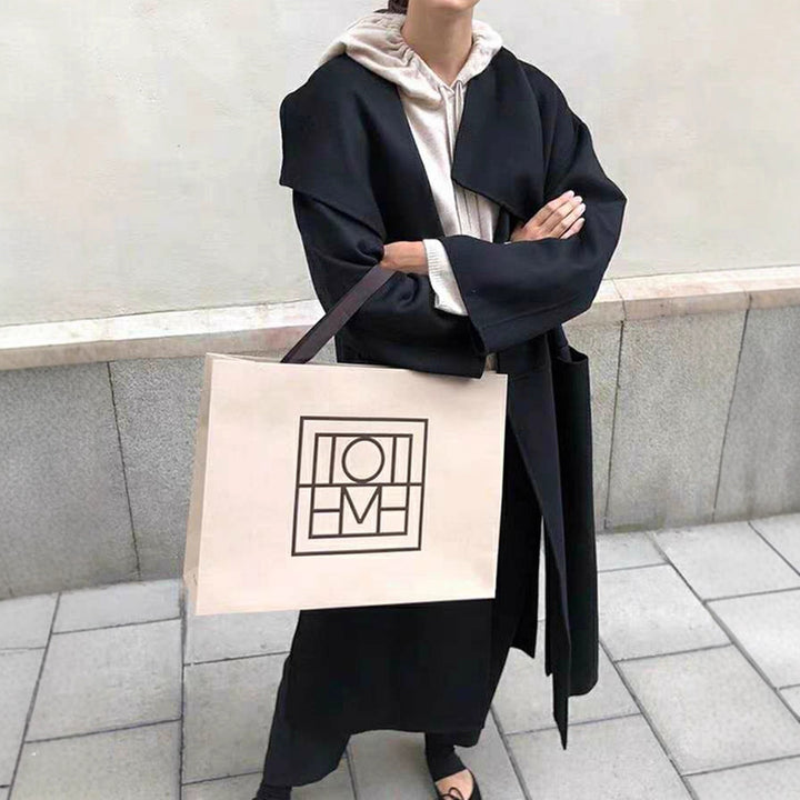 Kvinnors Elegant Oversized Kappa med Öppen Framsida Mirla-Eva Jonsson