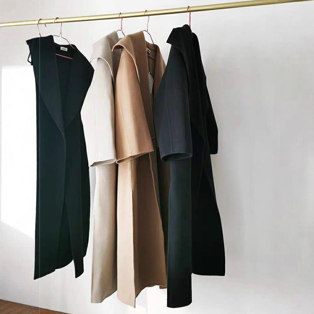 Kvinnors Elegant Oversized Kappa med Öppen Framsida Mirla-Eva Jonsson