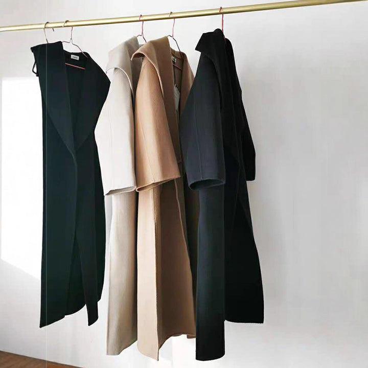 Kvinnors Elegant Oversized Kappa med Öppen Framsida Mirla-Eva Jonsson
