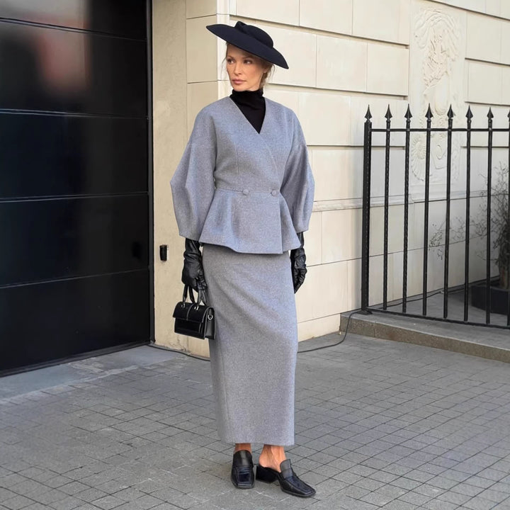 Kvinnors Elegant Pencil Klänning med Chic Blazer Topp och Puffärmar-Eva Jonsson