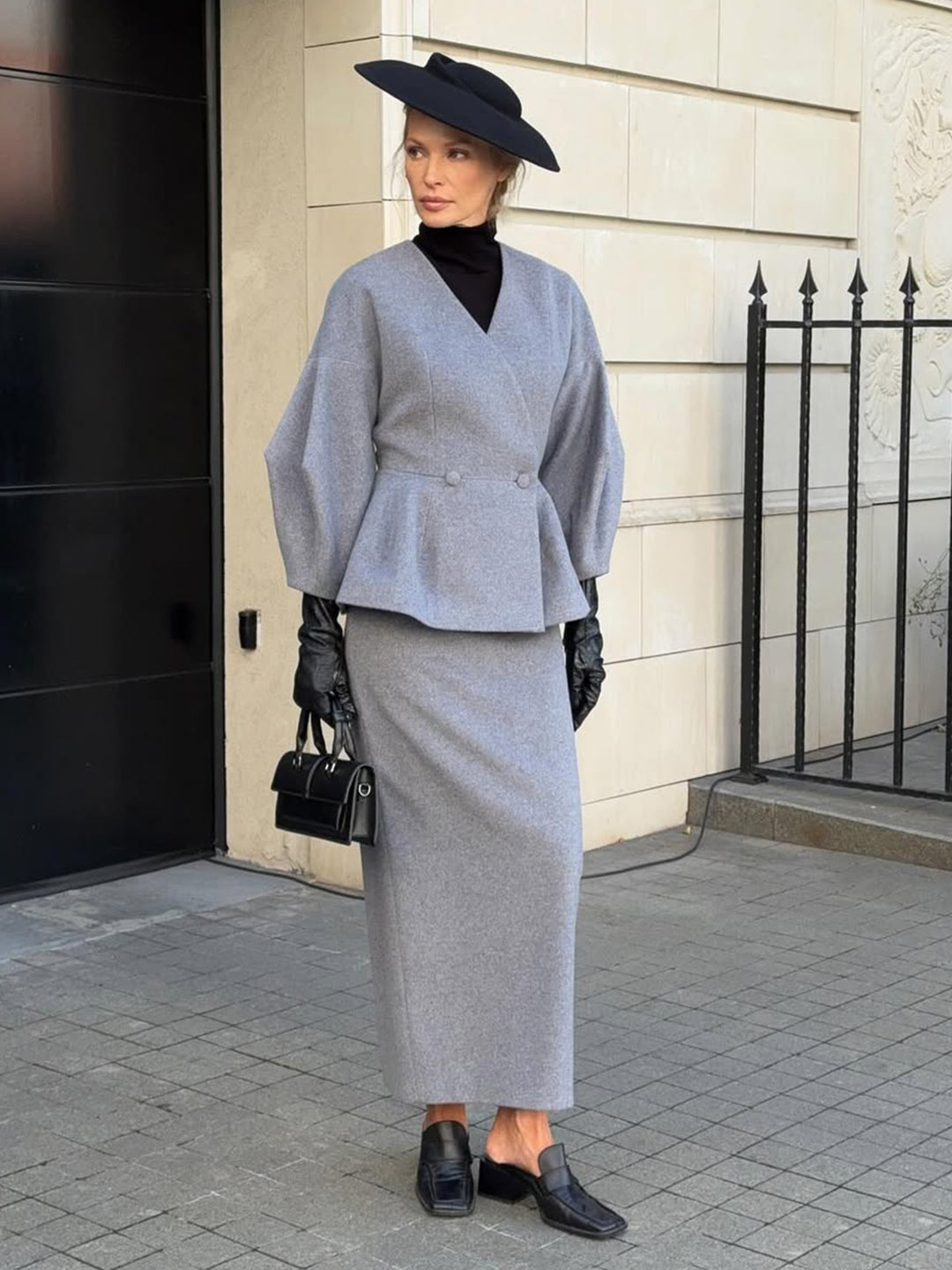 Kvinnors Elegant Pencil Klänning med Chic Blazer Topp och Puffärmar-Eva Jonsson