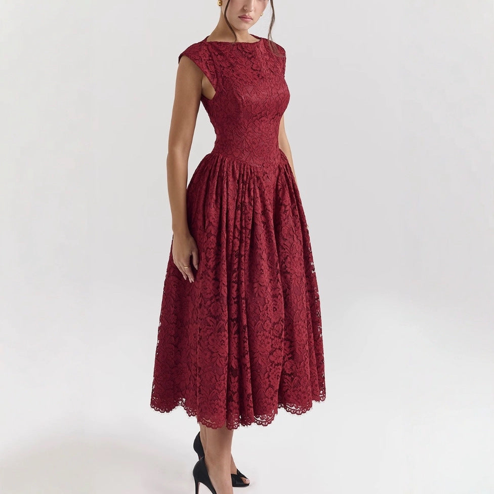 Kvinnors Elegant Spetsklänning med Hög Halsdesign och Utsvängd Kjol-Eva Jonsson