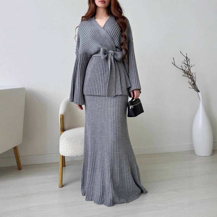 Kvinnors Elegant Stickad Tvådelad Set med Wrap Topp och Lång Kjol Mirla-Eva Jonsson