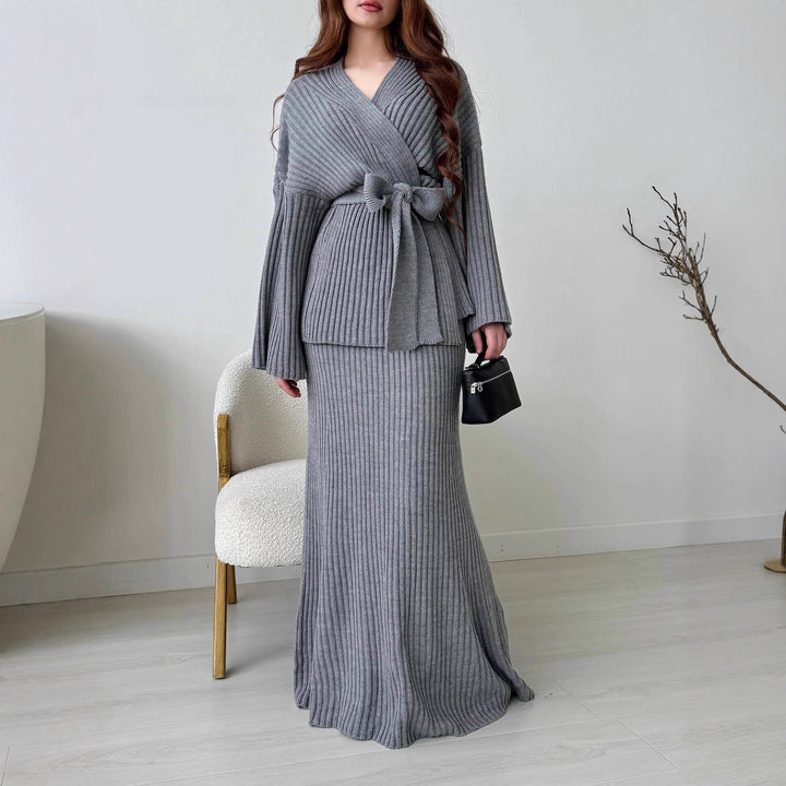 Kvinnors Elegant Stickad Tvådelad Set med Wrap Topp och Lång Kjol Mirla-Eva Jonsson