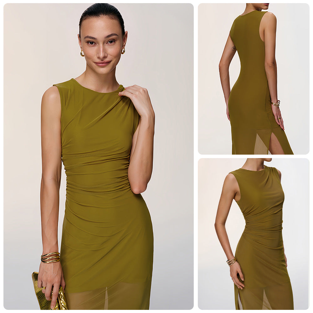 Kvinnors Elegant Wrap Klänning med Figurnära Design och Seddgande Samlade Element Mirla-Eva Jonsson