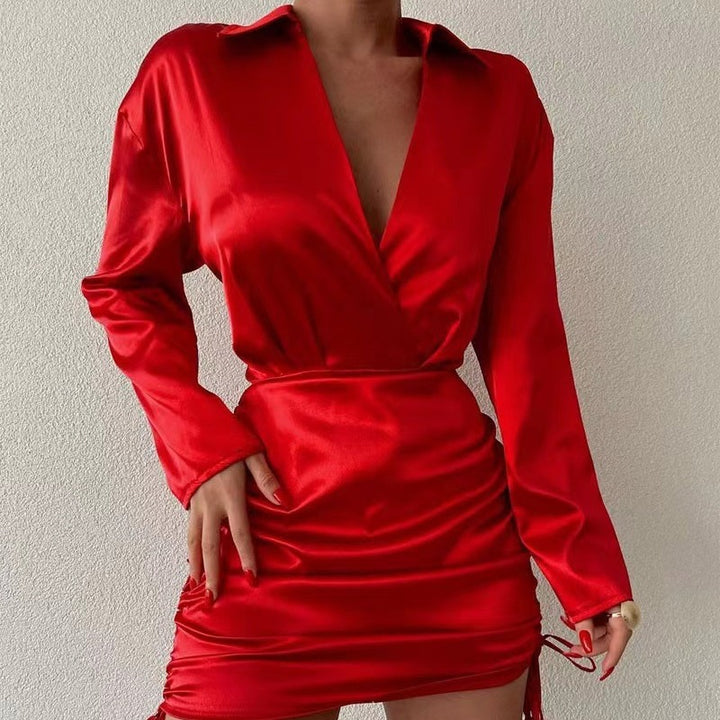 Kvinnors Elegant Wrap Klänning med Lång ärm och Justerbar Nederkant-Eva Jonsson