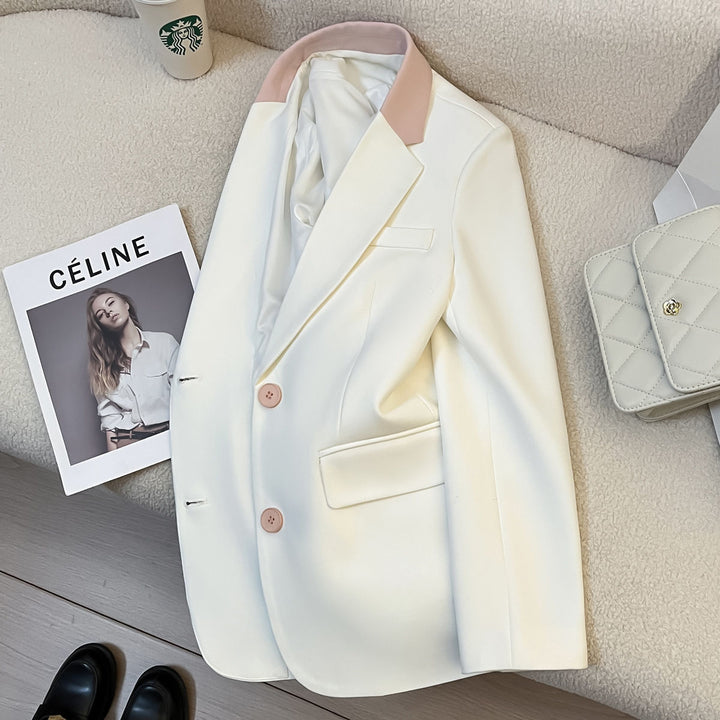 Kvinnors Fashionabel Blazer med Kontrasterande Krage Mirla-Eva Jonsson