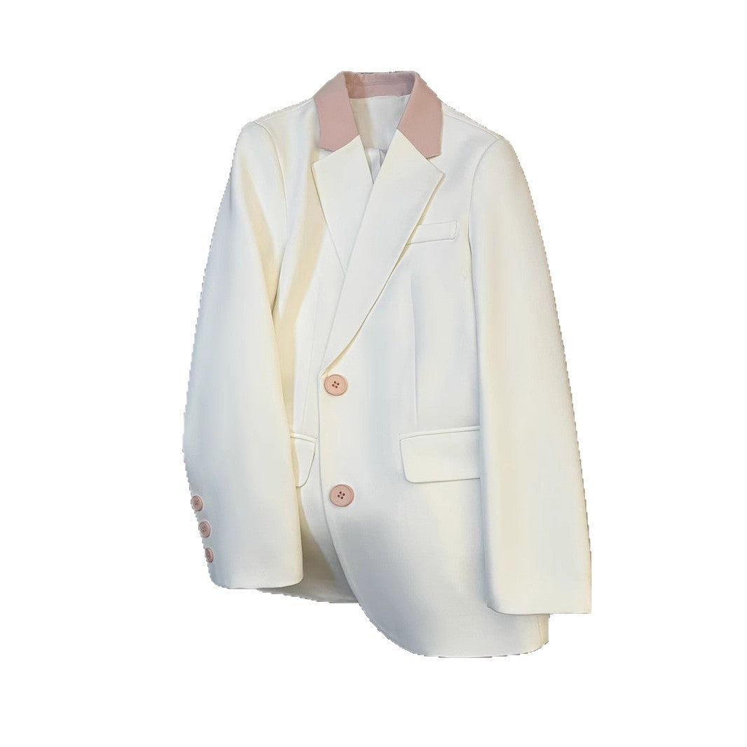 Kvinnors Fashionabel Blazer med Kontrasterande Krage Mirla-Eva Jonsson