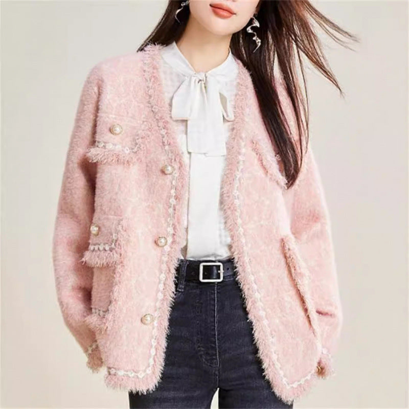Kvinnors Fluffy Cardigan med Eleganta Knappar och Dekorativ Kant Mirla-Eva Jonsson