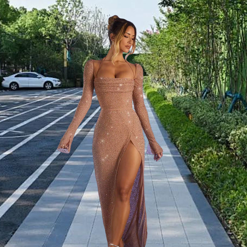 Kvinnors Glamorous Maxi Klänning med Glittrande Detaljer och Sidslits Mirla-Eva Jonsson