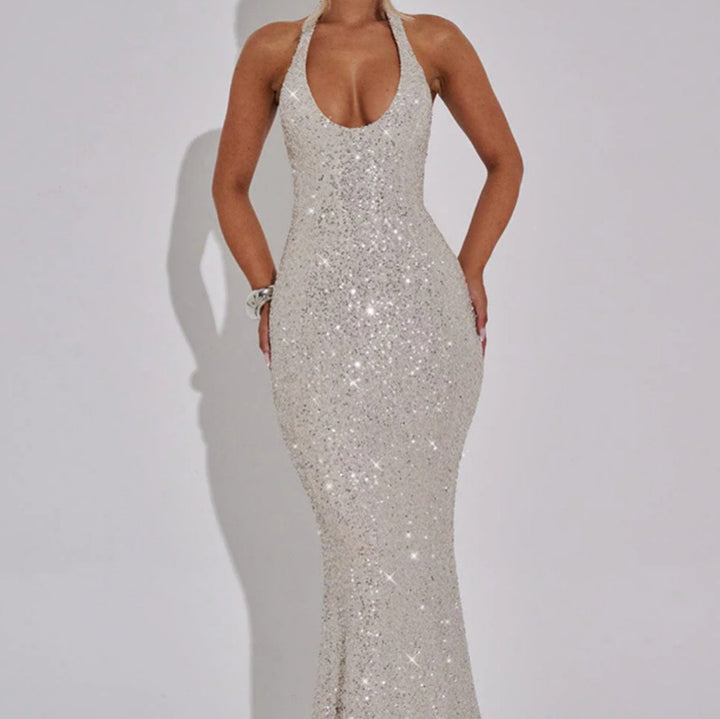 Kvinnors Glamorous Paljetter Maxi Klänning med Djup V-Hals och Slim Fit-Eva Jonsson