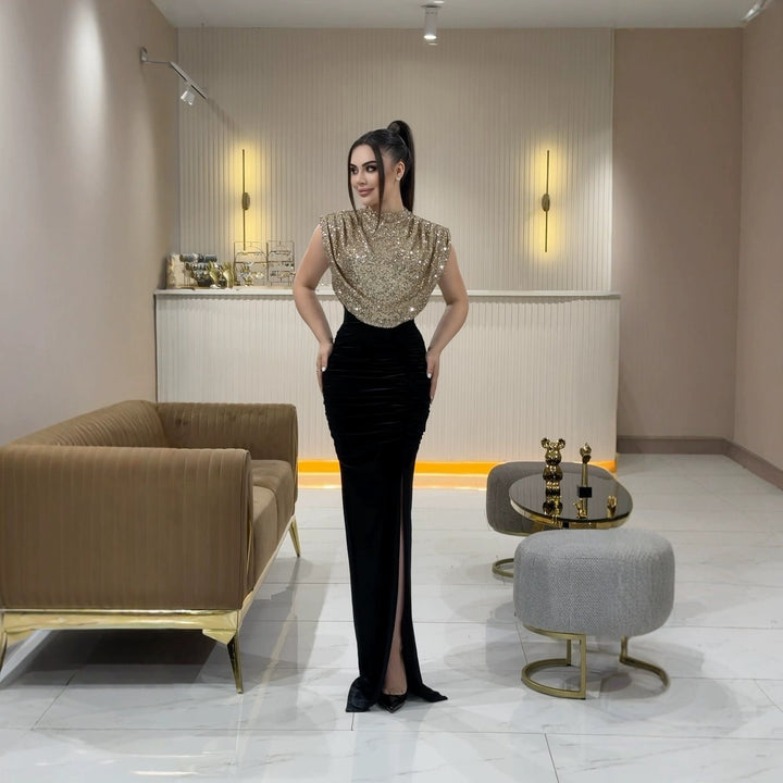 Kvinnors Glamösa Maxi Klänning med Glittrande Topp och Figurformande Skärning Mirla-Eva Jonsson