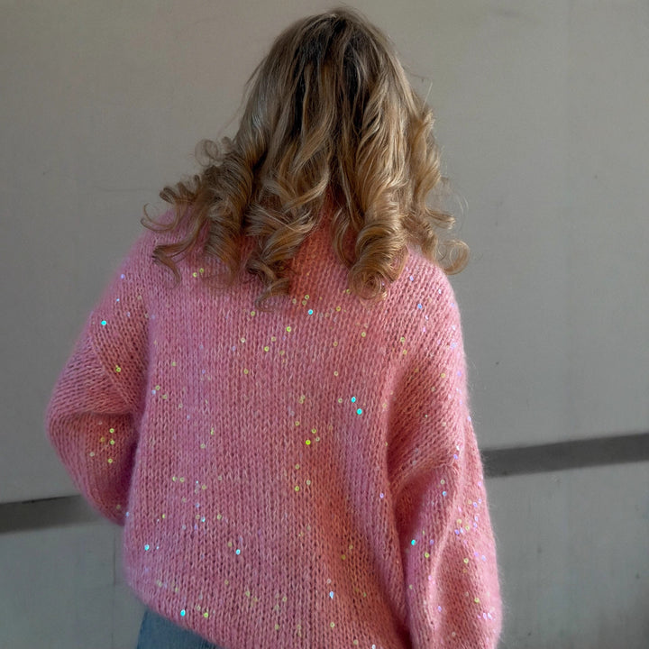 Kvinnors Glittertröja med Avslappnad Skärning och Hög Krage Mirla-Eva Jonsson