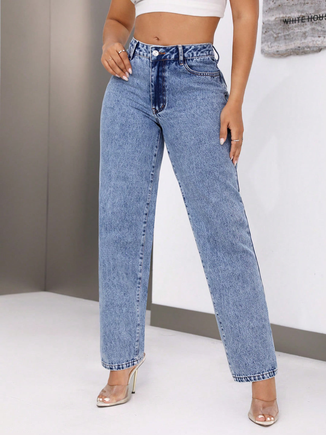 Kvinnors Högmidjade Jeans med Bred Ben Mirla-Eva Jonsson