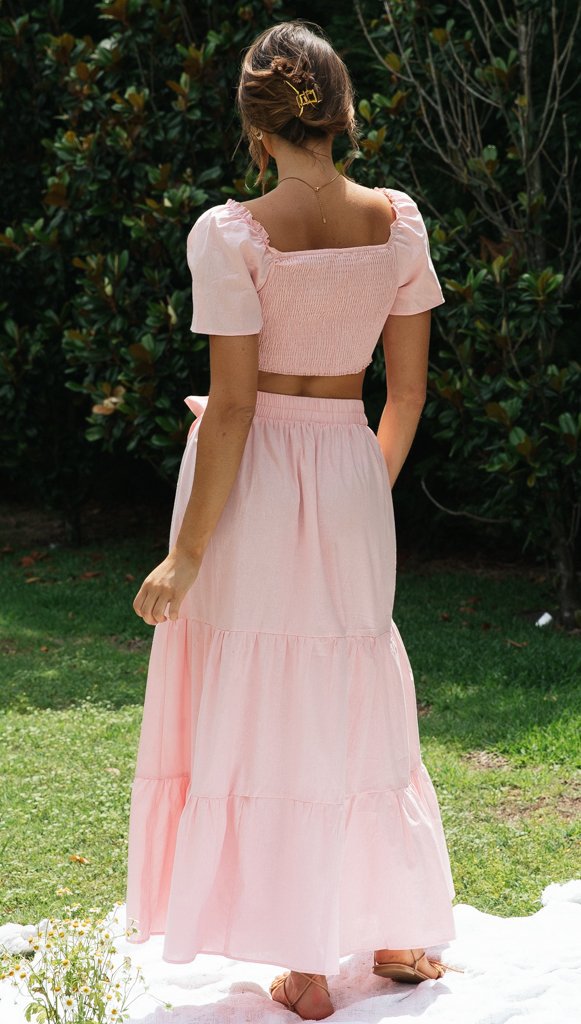 Kvinnors Maxi Kjol och Puffärmad Crop Top Set Mirla-Eva Jonsson