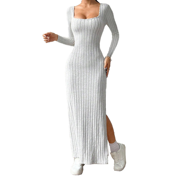 Kvinnors Maxi Klänning med Elegant Ribbad Stickning och Chic Slits Mirla-Eva Jonsson
