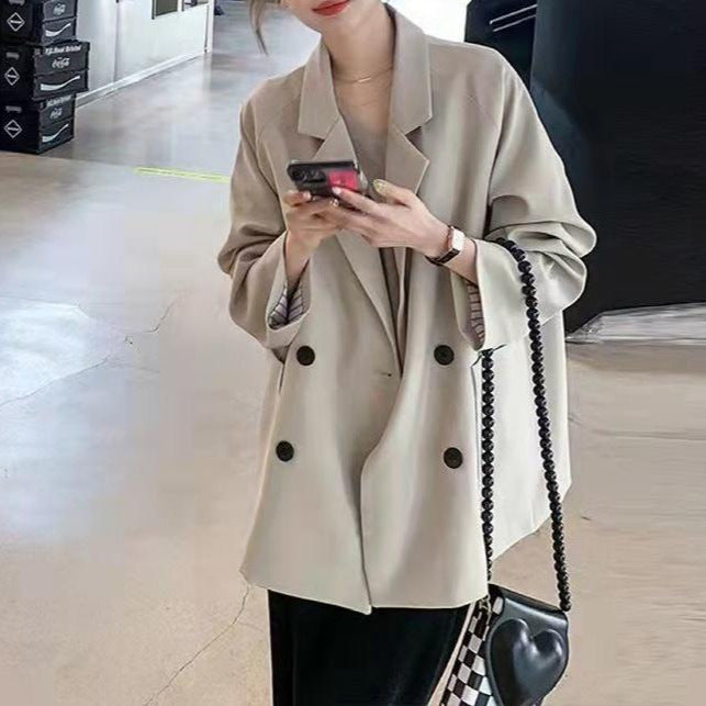 Kvinnors Moderiktiga Oversized Blazer med Strukturerade Detaljer Mirla-Eva Jonsson