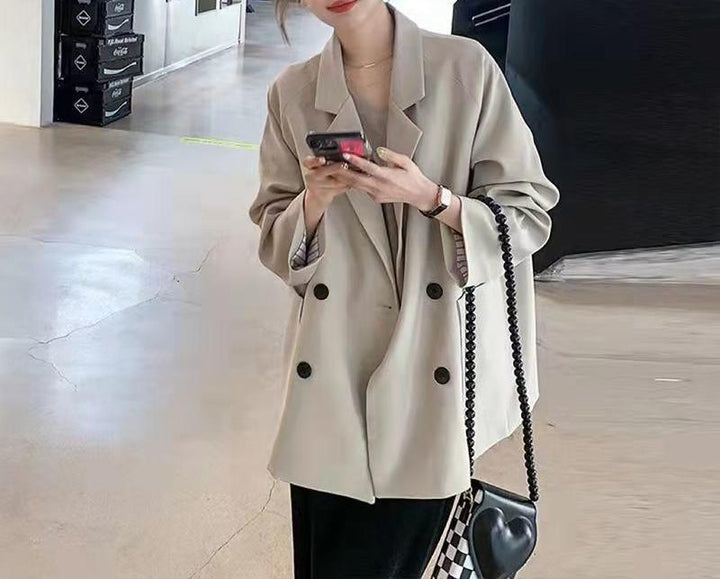 Kvinnors Moderiktiga Oversized Blazer med Strukturerade Detaljer Mirla-Eva Jonsson