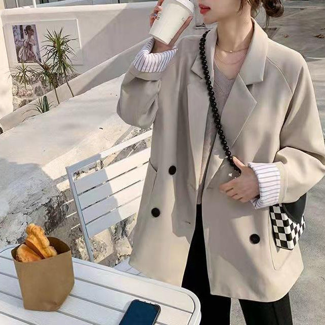 Kvinnors Moderiktiga Oversized Blazer med Strukturerade Detaljer Mirla-Eva Jonsson