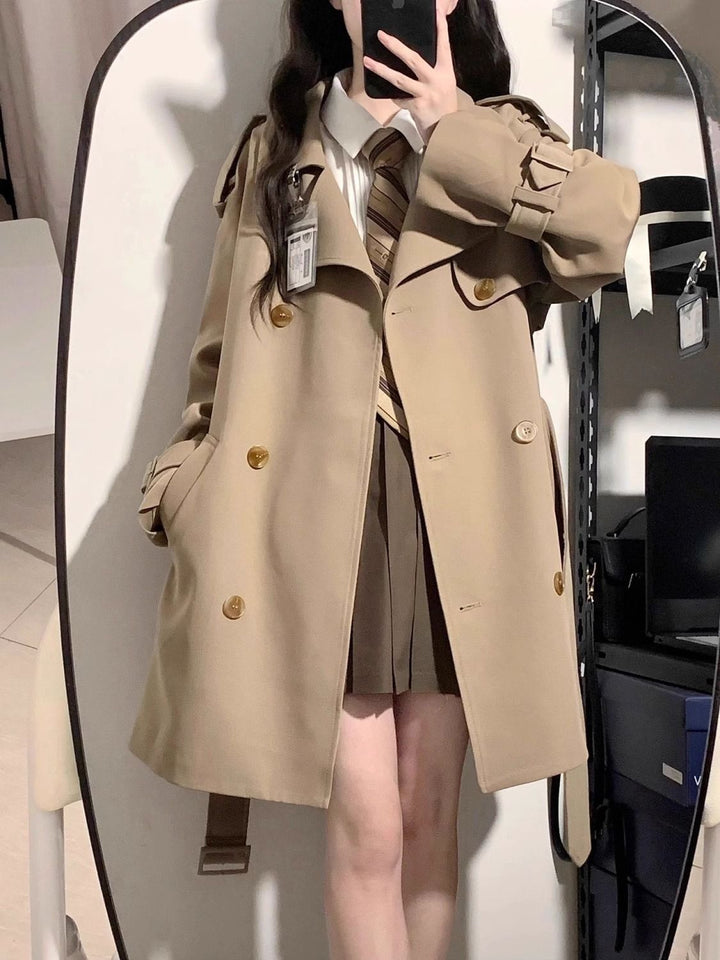 Kvinnors Moderiktiga Trench Coat med Oversized Skärning Mirla-Eva Jonsson