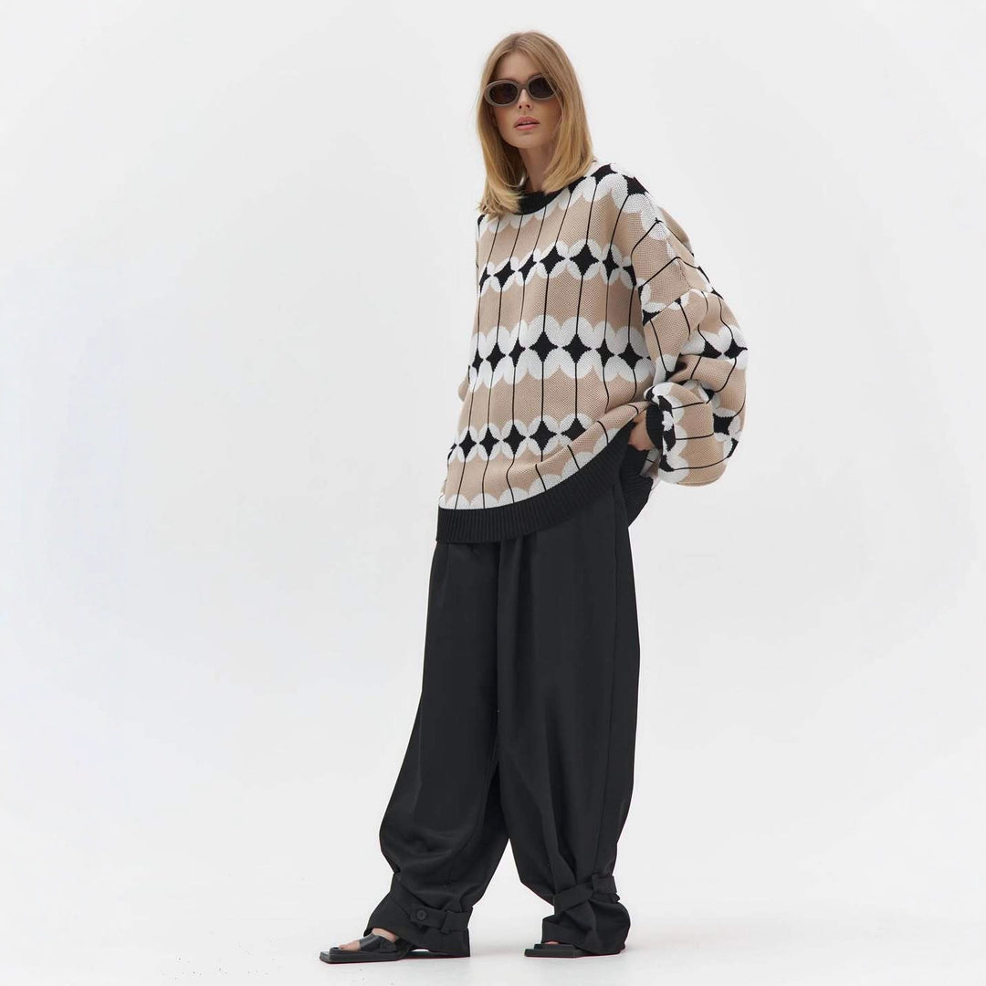 Kvinnors Mönstrad Oversized Tröja med Voluminösa Ärmar och Elastiska Manschetter Mirla-Eva Jonsson