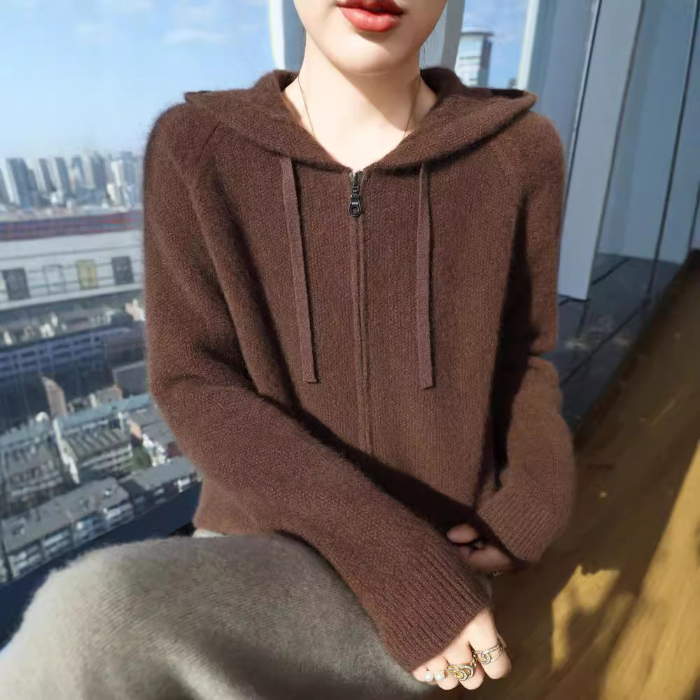 Kvinnors Mysig Hoodie Jacka med Mjuk Material och Dragkedja Mirla-Eva Jonsson