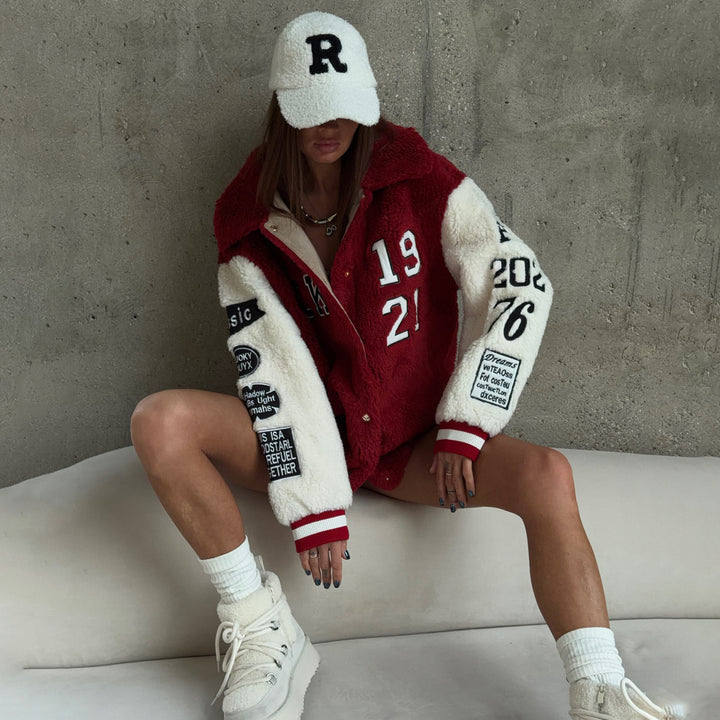 Kvinnors Mysiga Oversized Fleecejacka med Sportdetaljer Mirla-Eva Jonsson
