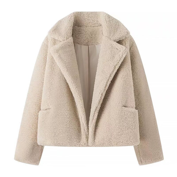 Kvinnors Mysiga Plyschjacka i Elegant Oversized Stil Mirla-Eva Jonsson