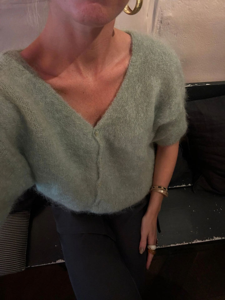 Kvinnors Mysiga V-Hals Stickad Tröja Mirla-Eva Jonsson