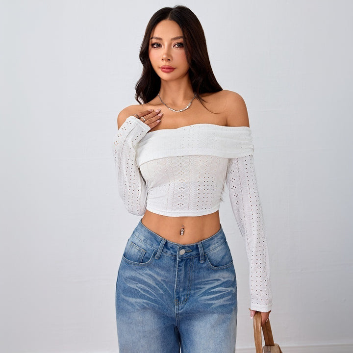 Kvinnors Off-Shoulder Crop Top med långa puffärmar och elegant spetsstruktur Mirla-Eva Jonsson