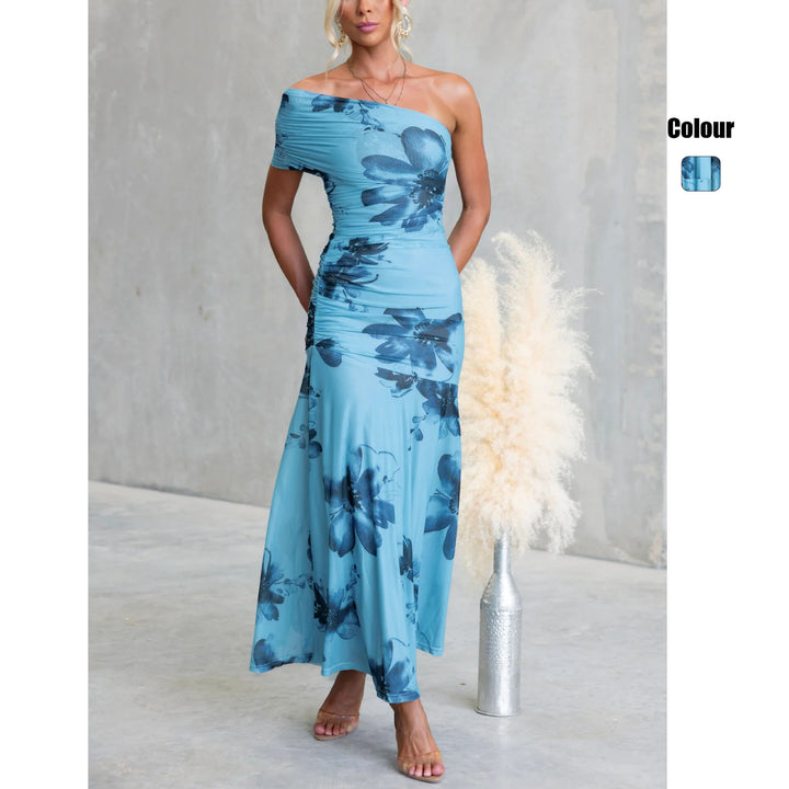 Kvinnors Off-Shoulder Maxi Klänning med Blommiga Detaljer och Volangdesign-Eva Jonsson