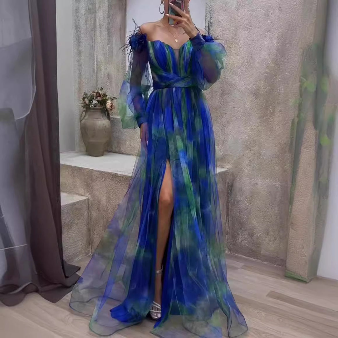 Kvinnors Off-Shoulder Maxi Klänning med Blommönster och Transparenta Volangdetaljer-Eva Jonsson