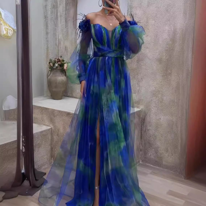Kvinnors Off-Shoulder Maxi Klänning med Blommönster och Transparenta Volangdetaljer-Eva Jonsson