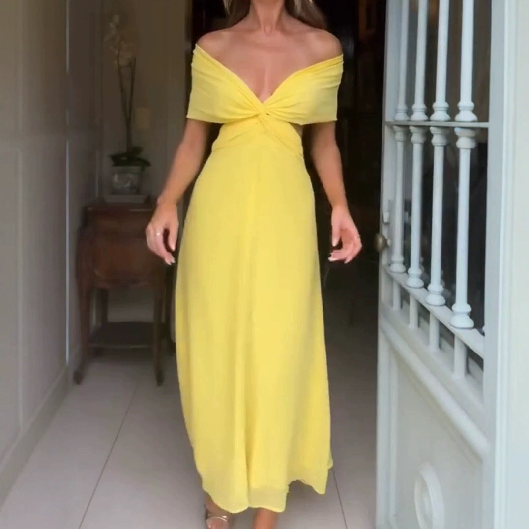 Kvinnors Off-Shoulder Maxi Klänning med Drapering och Elegant Silhuett-Eva Jonsson