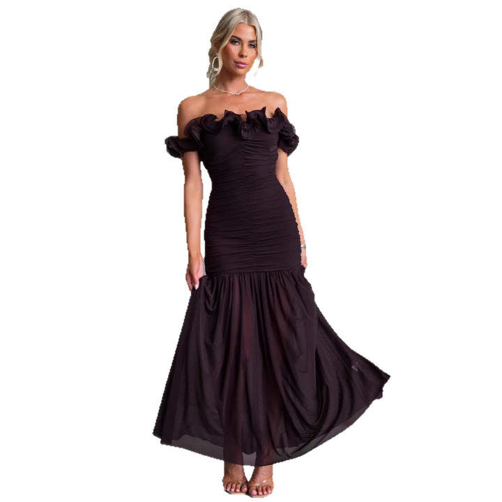 Kvinnors Off-Shoulder Maxi Klänning med Voluminösa Ruffle Detaljer och Elegant Midjeutskärning-Eva Jonsson