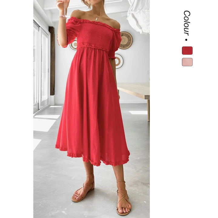 Kvinnors Off-Shoulder Midi Klänning med Luftig Silhuett och Volangdetaljer Mirla-Eva Jonsson