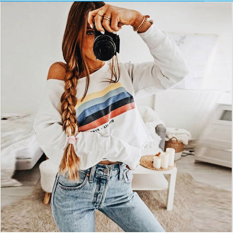 Kvinnors Off-Shoulder Sweatshirt med kontrasterande randmönster Mirla-Eva Jonsson