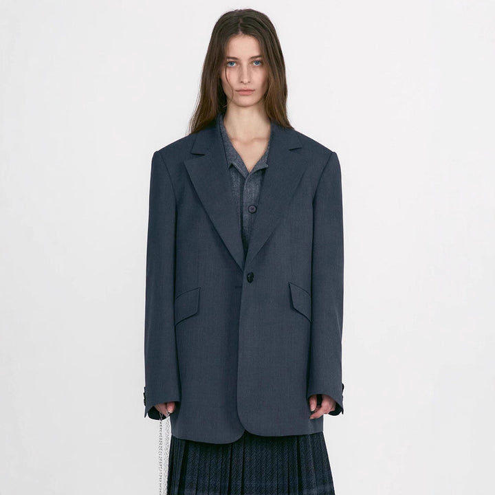 Kvinnors Oversized Blazer gjord av högkvalitativt tyg Mirla-Eva Jonsson