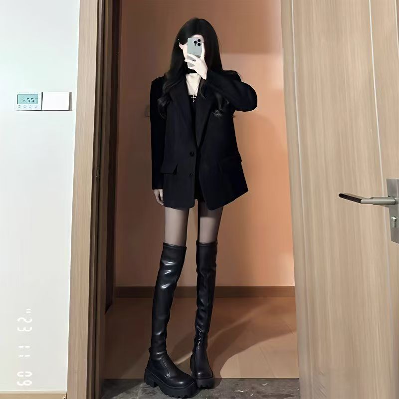 Kvinnors Oversized Blazer med Fickor Mirla-Eva Jonsson