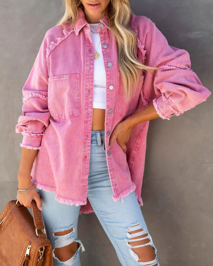 Kvinnors Oversized Denim Skjorta Jacka med Frayed Detalj Mirla-Eva Jonsson