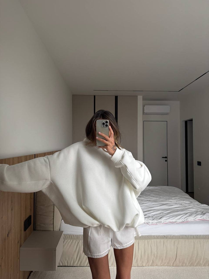 Kvinnors Oversized Hoodie med Avslappnad Passform Mirla-Eva Jonsson